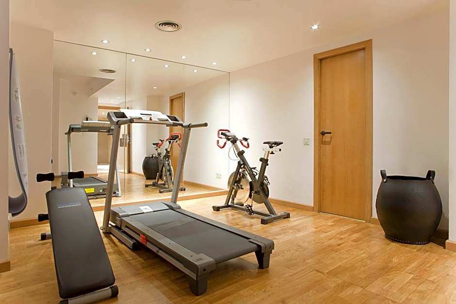 Hotel Gran Derby Suites