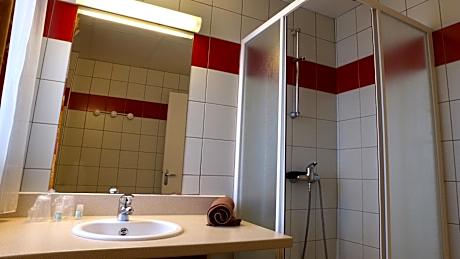 Premium Quadruple Room