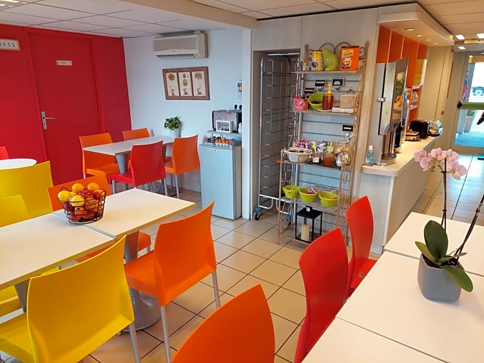 The Originals Access, Hotel Saintes Recouvrance