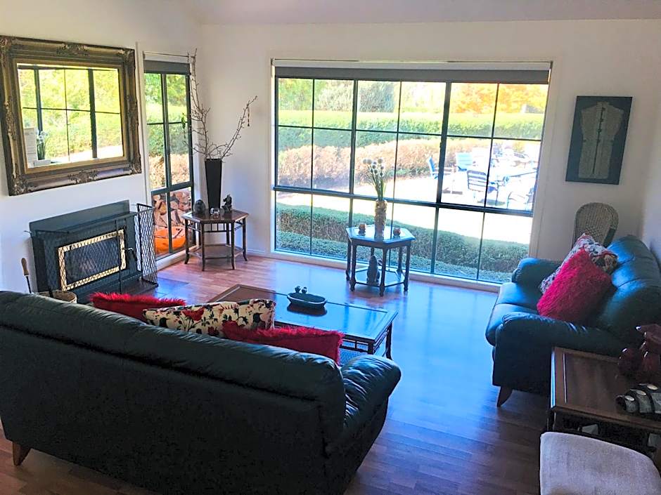 Home Farm Healesville