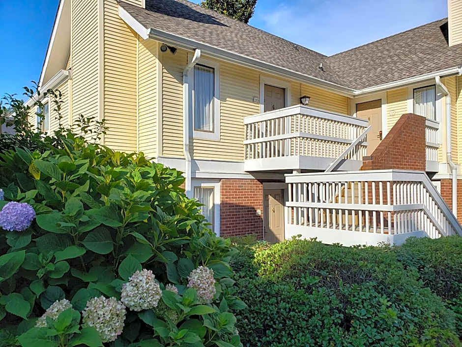 SureStay Studio by Best Western Charlotte Executive Park