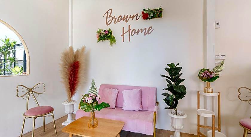 Brown Home Sattahip @ 19