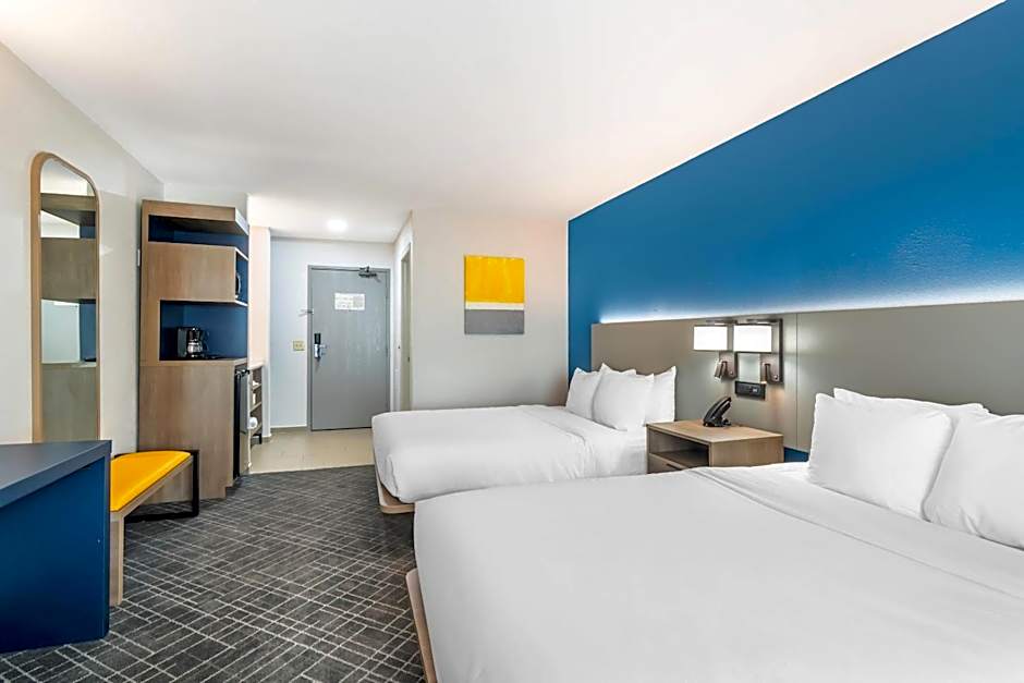 Comfort Inn & Suites Chesterfield - St. Louis