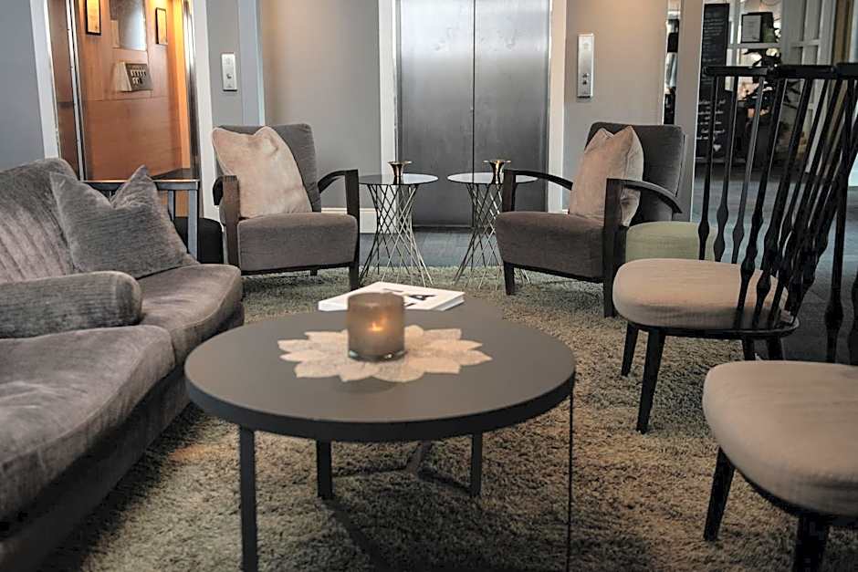 Home Hotel Uman