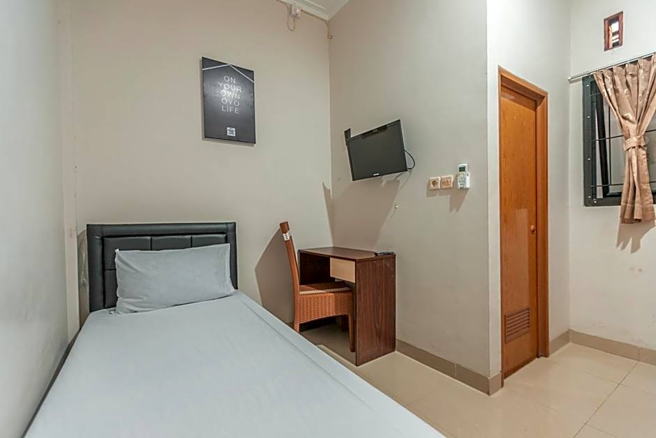 OYO Life 2335 Kos 89