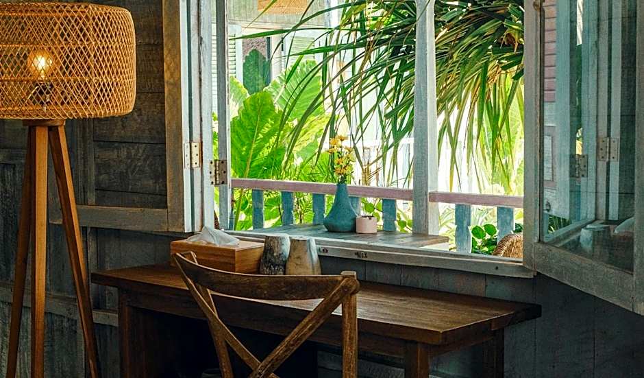 The Shacks at Sandy Bay