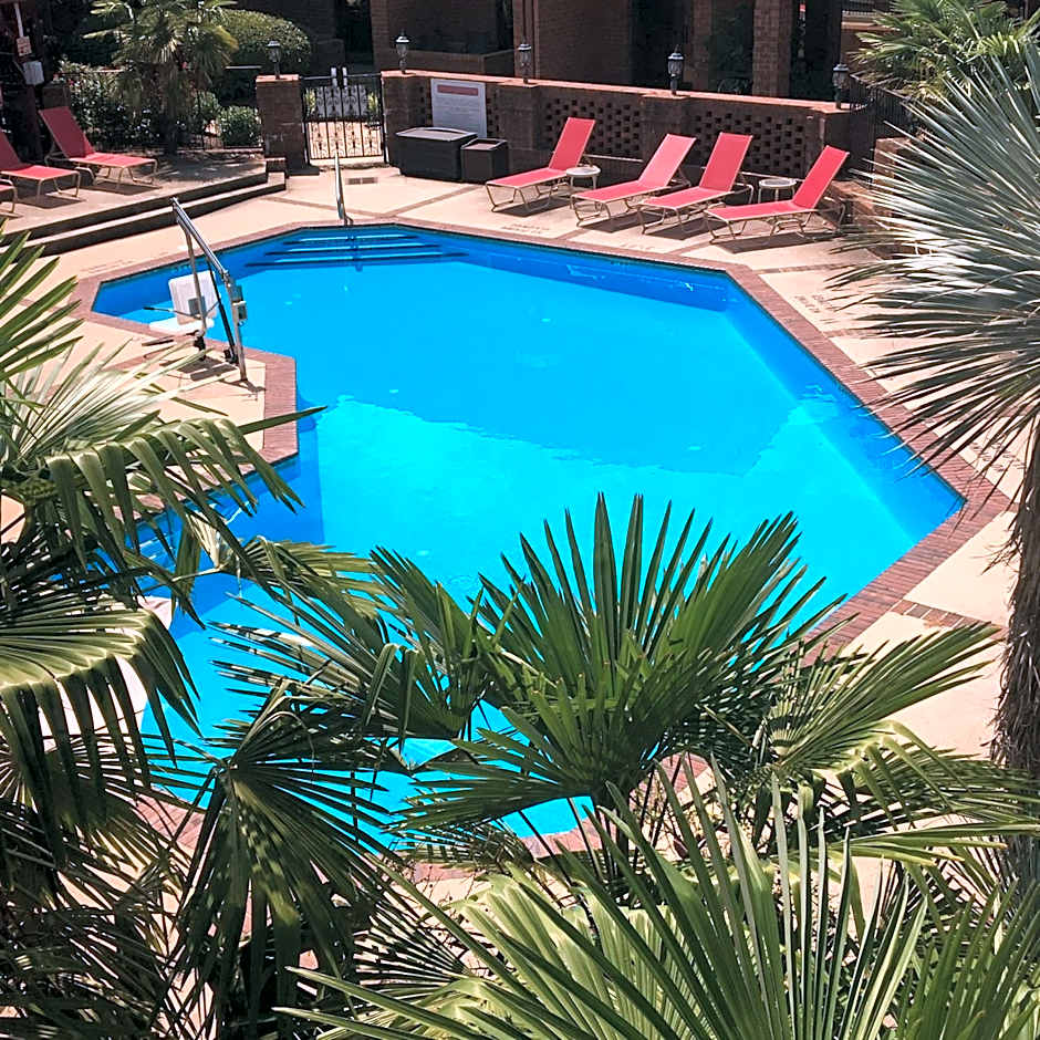 Ramada by Wyndham Raleigh