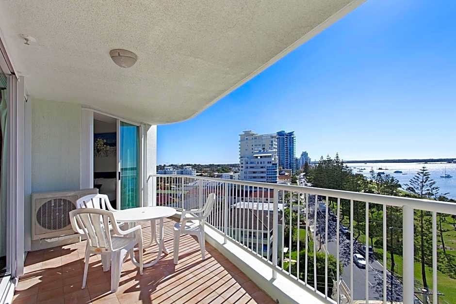 Crystal Bay On The Broadwater