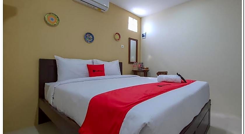 Reddoorz Syariah near Solo Square Mall