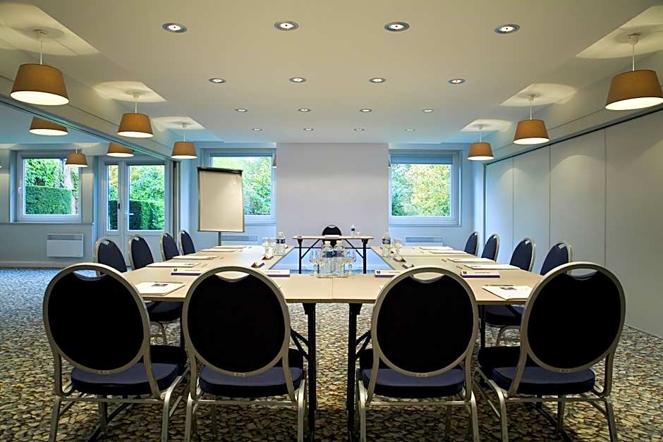 Kyriad Lille Est - Villeneuve d'Ascq