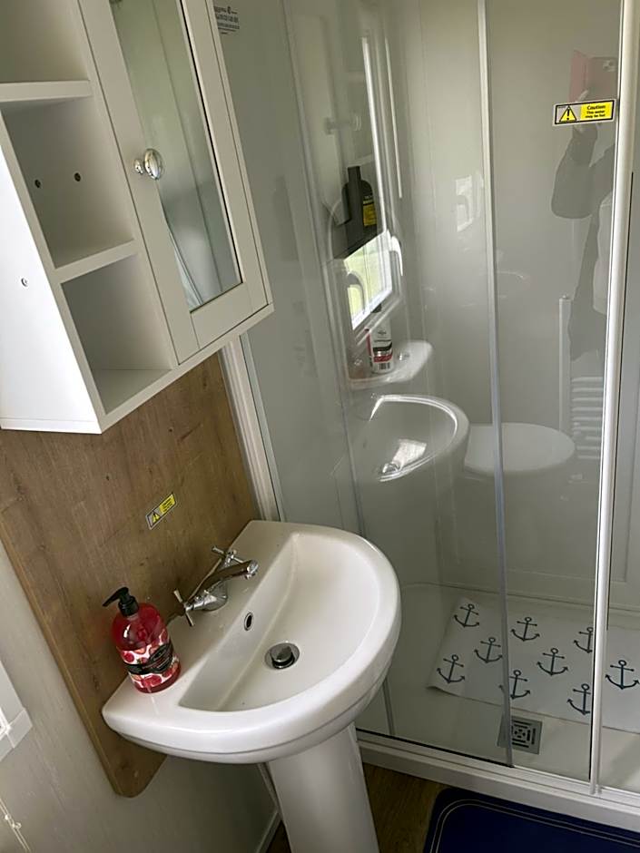 Christines caravan J28