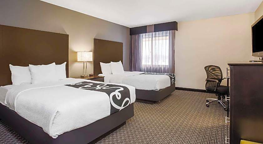 La Quinta Inn & Suites by Wyndham Oshkosh