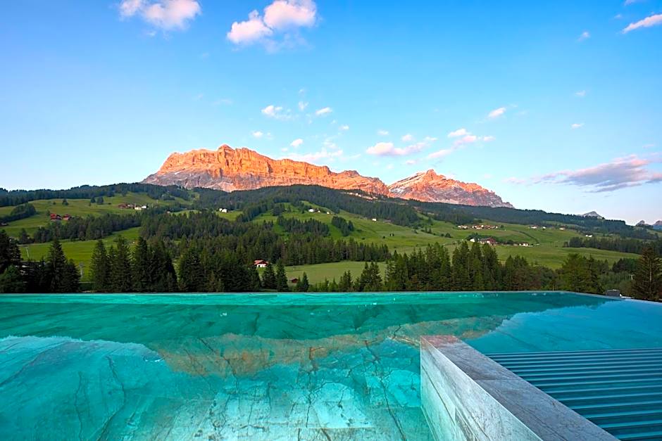 Hotel Badia Hill