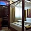 Island Paradise Inn