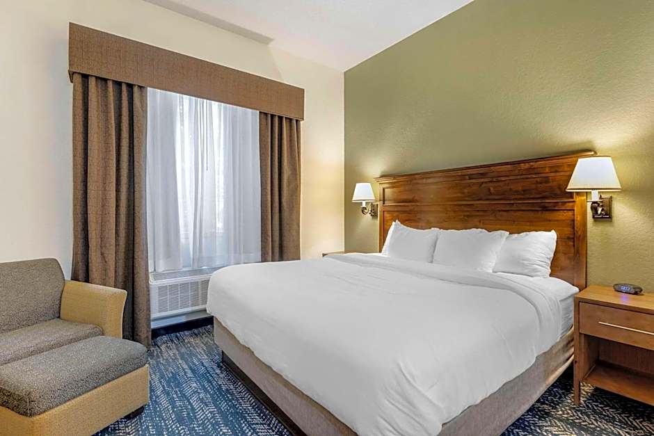 Comfort Inn & Suites Mt Rushmore