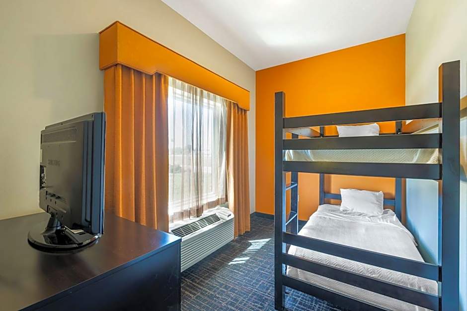 Best Western Plus North Platte Inn & Suites