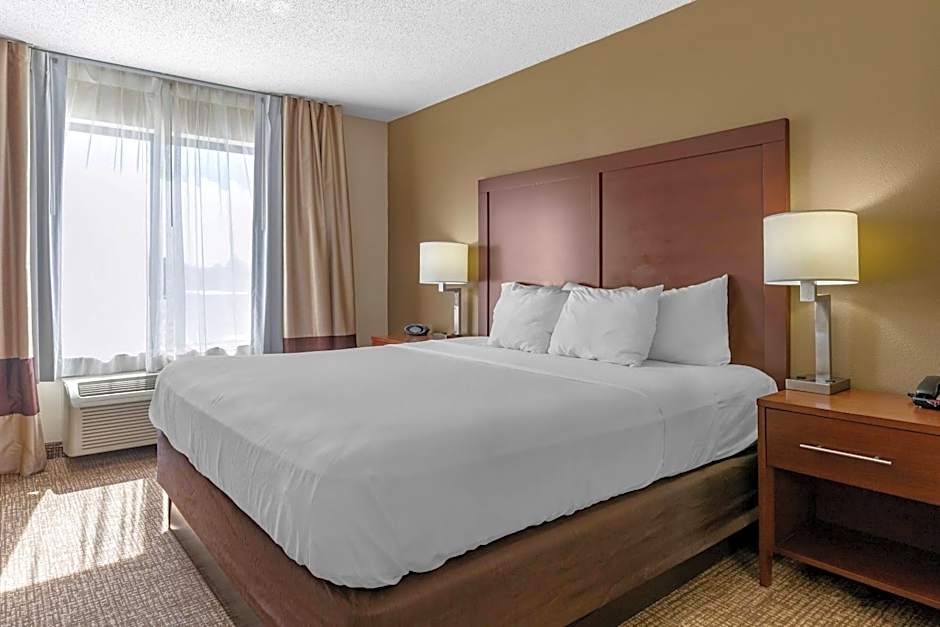 Comfort Suites Grandville
