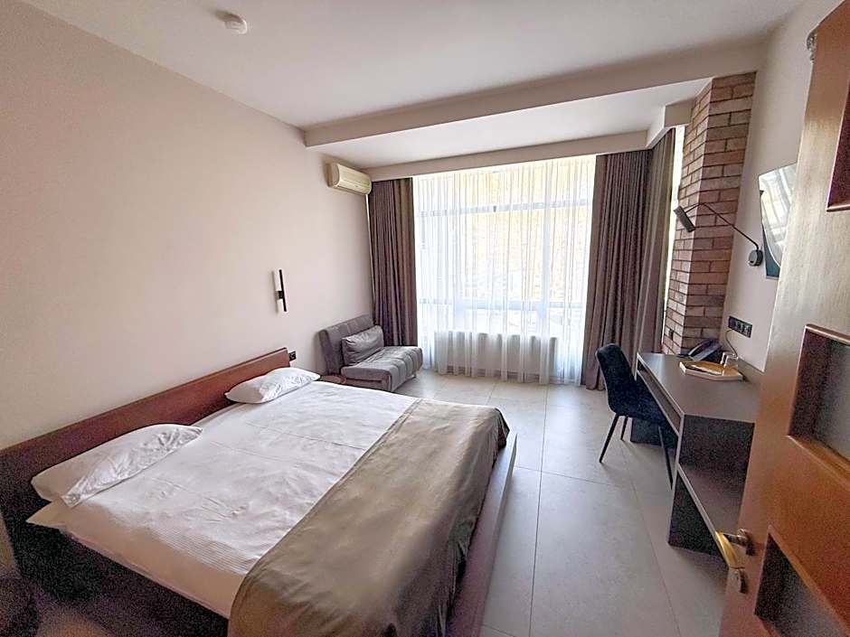 Komilfo Hotel