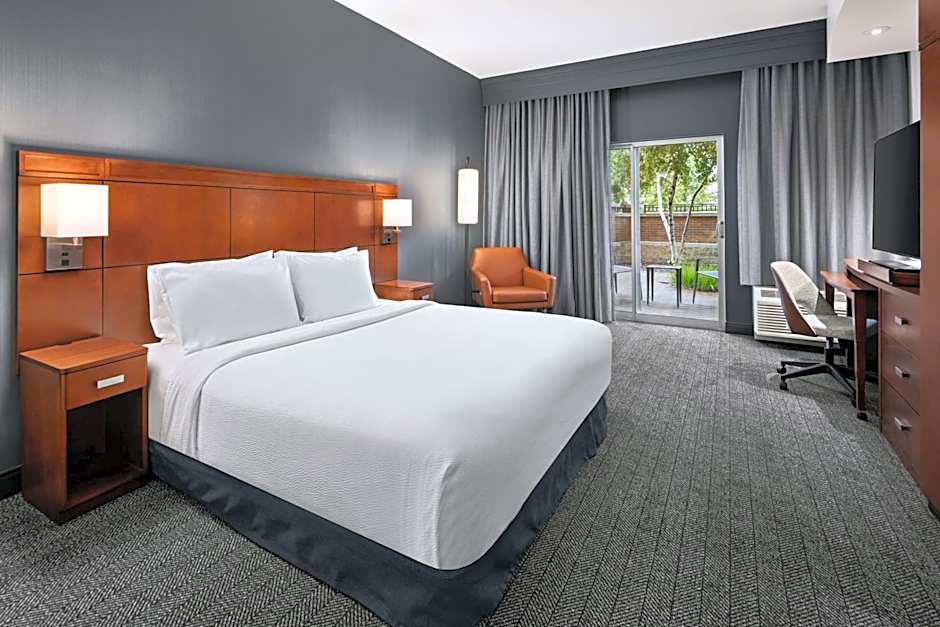 Courtyard by Marriott Minneapolis Maple Grove/Arbor Lakes