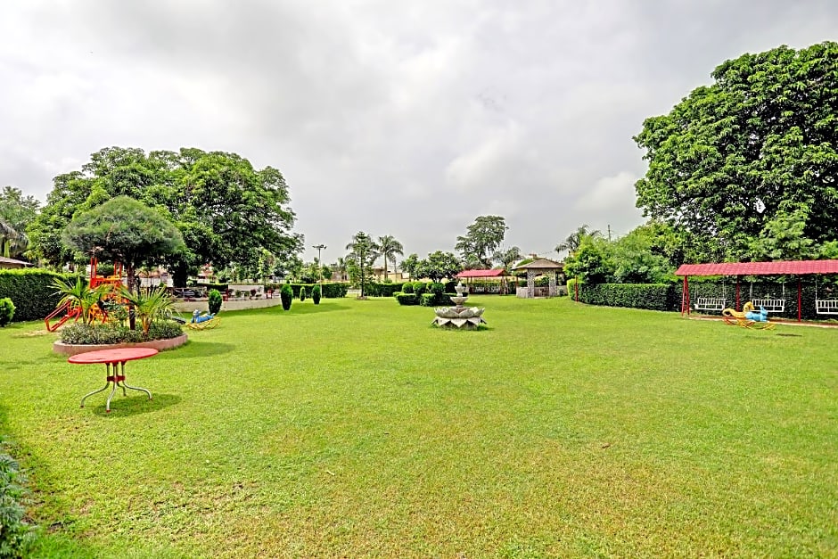 OYO Hotel Kubervatika