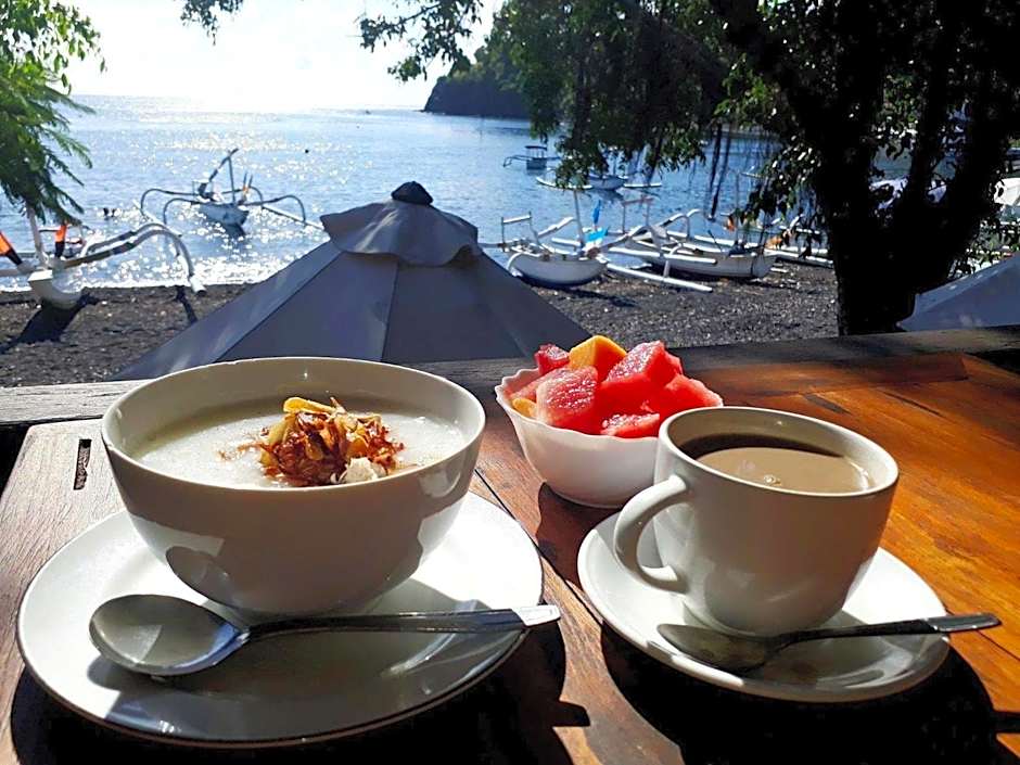 Galang Kangin Bungalows