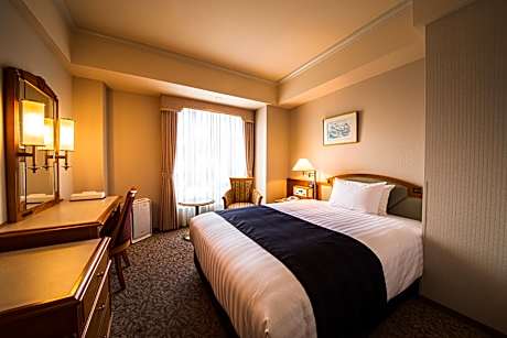 Single Room - Non-Smoking