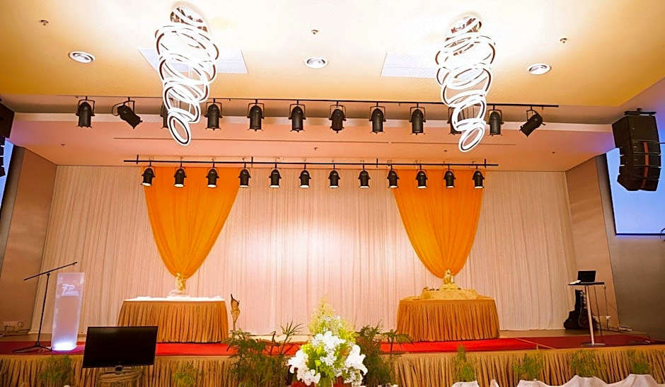 Palm Seremban Hotel