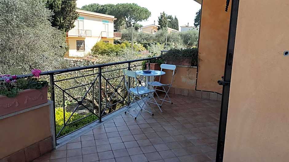 Aurelia Garden Gold B&B