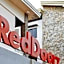 RedDoorz @ Piamonte Apartelle Santo Tomas Batangas