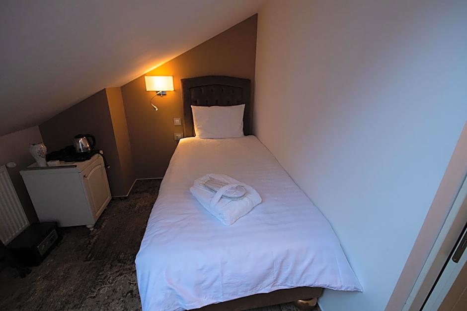 Hotel La Belle Epoque