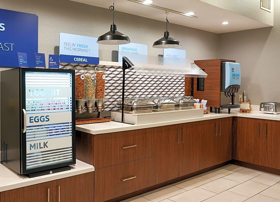 Holiday Inn Express Hotel & Suites Cedar Hill By IHG