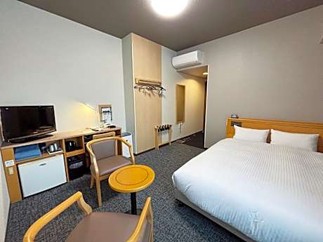 Semi-Double Room Non-Smoking