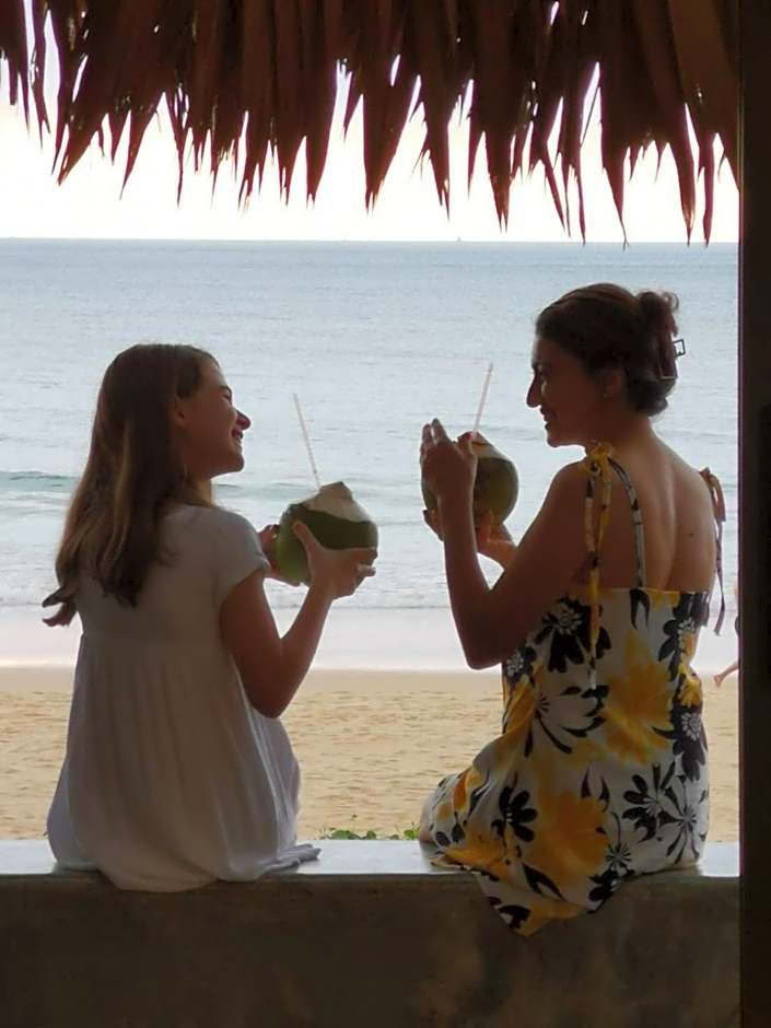 Sealord Naithon Beachfront Villa