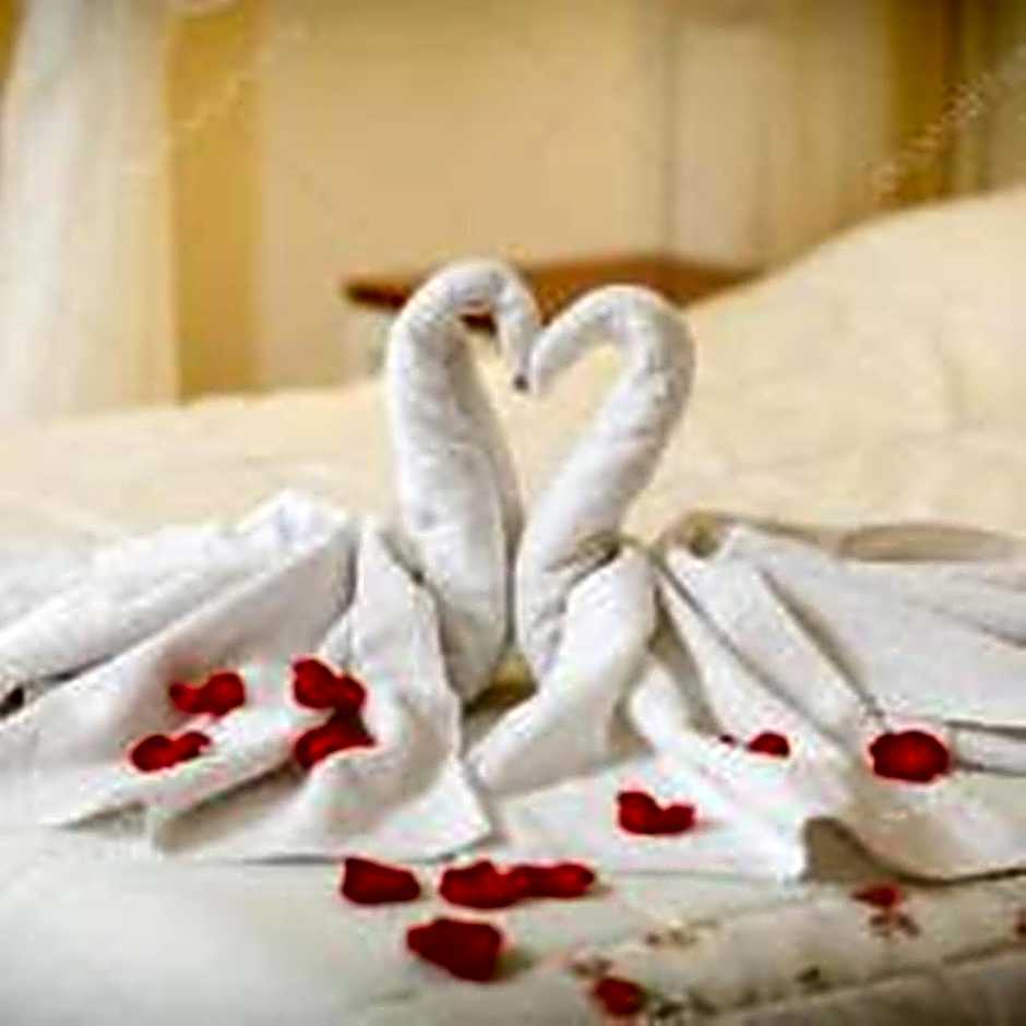 GRAND ZENTRUM HOTEL CAFE RESTAURANT - Taksim Square – Istanbul, TR