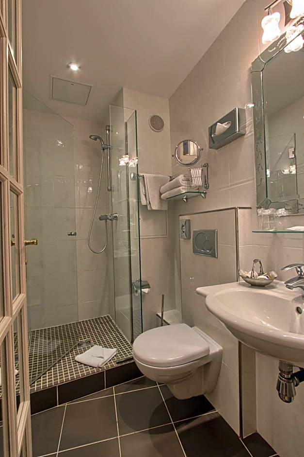 Timhotel Tour Montparnasse