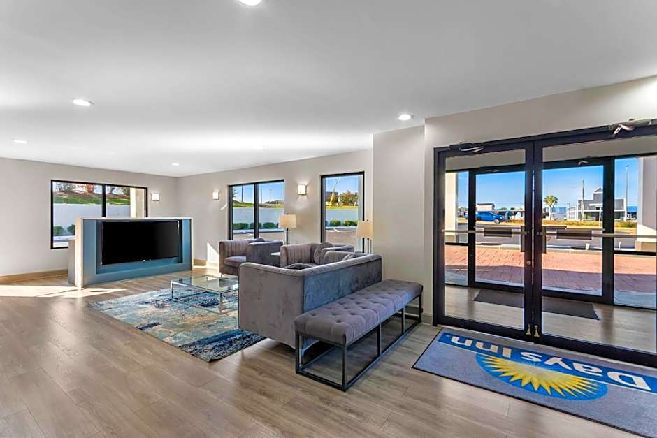 Days Inn by Wyndham Enterprise