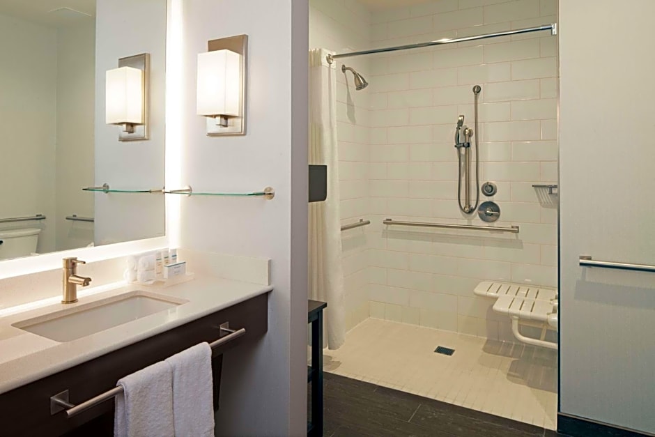 Homewood Suites by Hilton Los Angeles Intl Airport