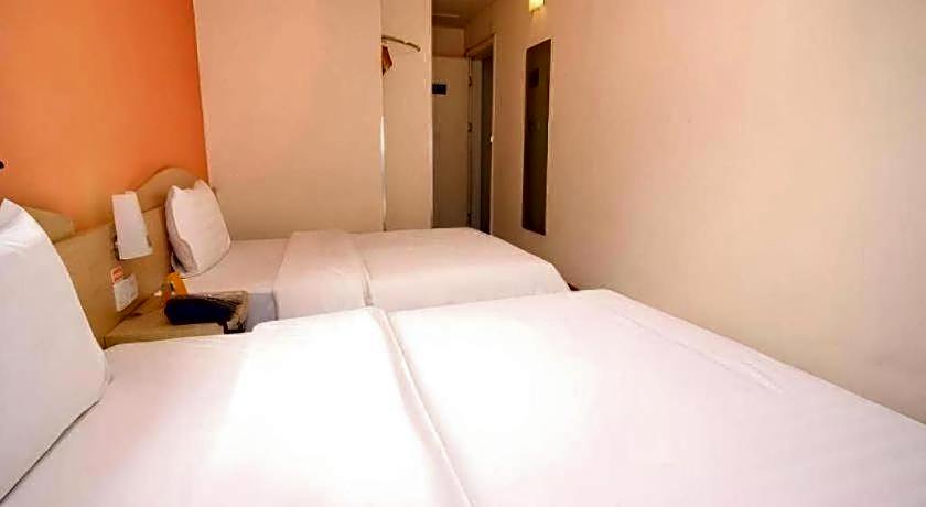 7 Days Inn Xi'an Xijing Hospital Tonghuamen Metro Station
