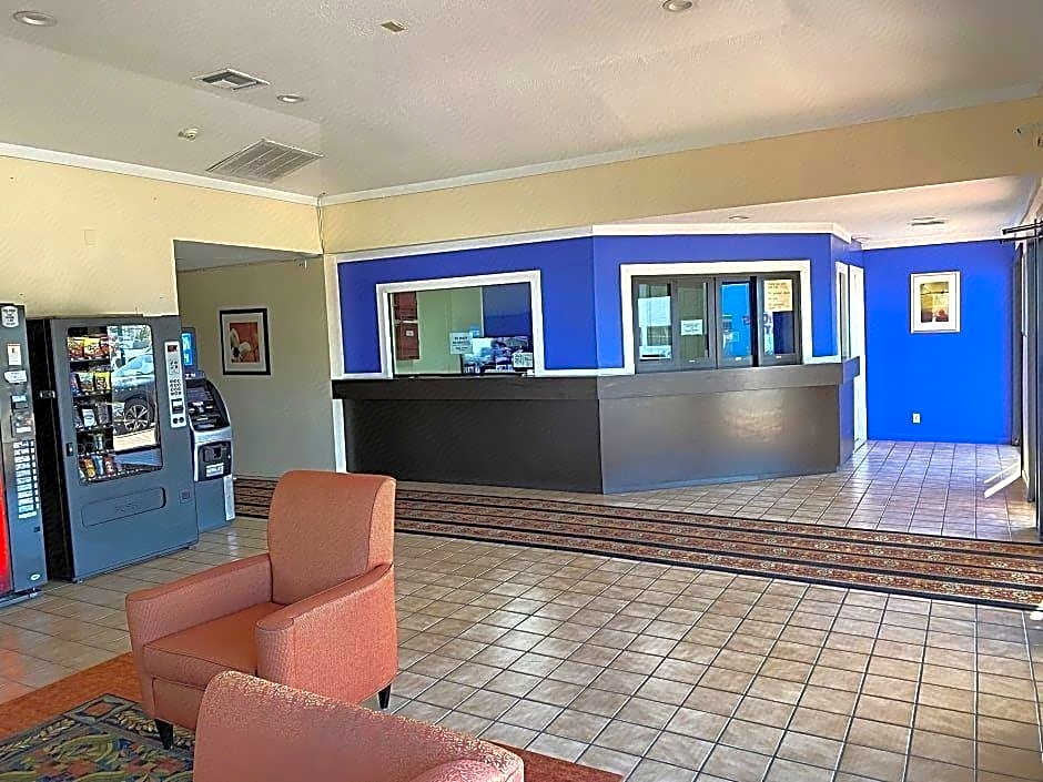 Relax Inn Channelview