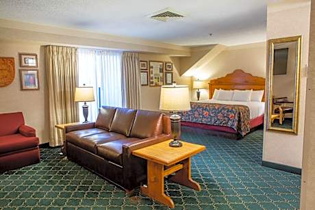 King Suite with Spa Bath