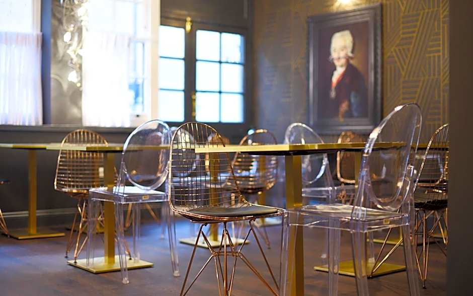 The Pack And Carriage London