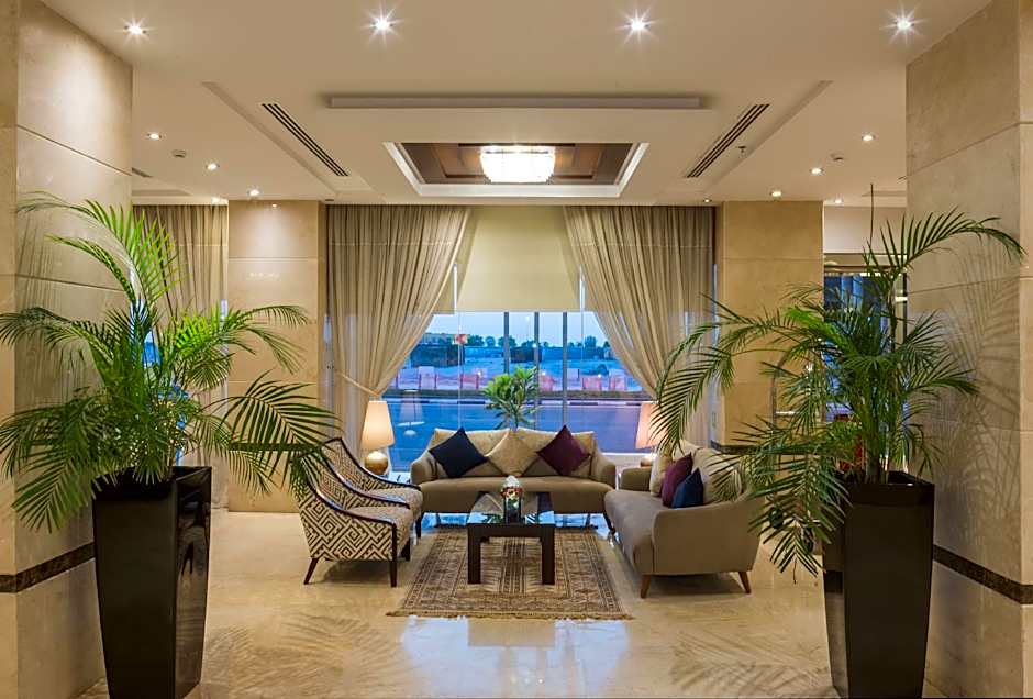 Naviti Warwick Al Khobar