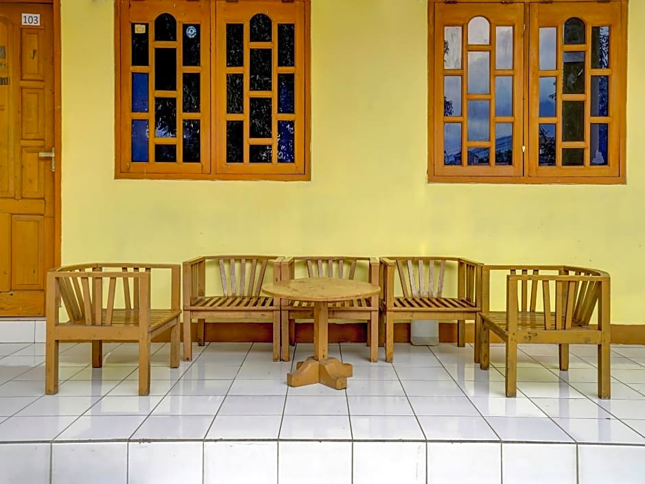 SPOT ON 90171 Pondok Kuning