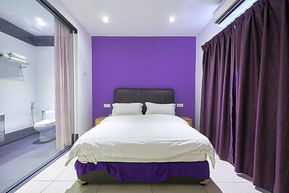 East Sun Hotel