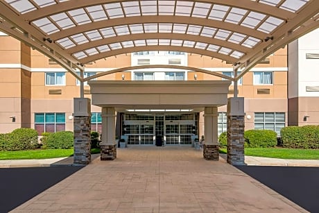 Clarion Hotel