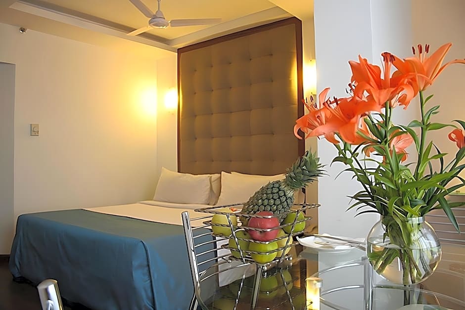 The Central Court Hotel