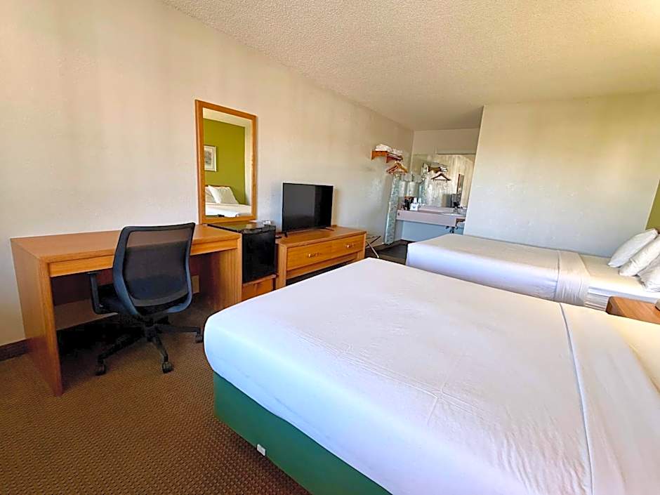 Americas Best Value Inn St. Ignace