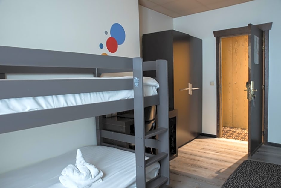 Urban Yard Hotel