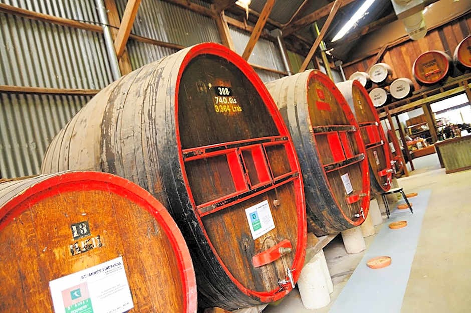 Bridges on Meninya Motel & Apartments