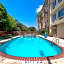 Comfort Inn & Suites Near Six Flags & Medical Center